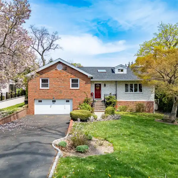 GENEROUSLY SIZED SPLIT LEVEL HOME