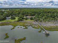 SPACIOUS INTRACOASTAL WATERFRONT PROPERTY 