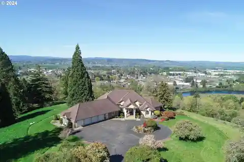 Stunning 65-Acre River View Equestrian Estate