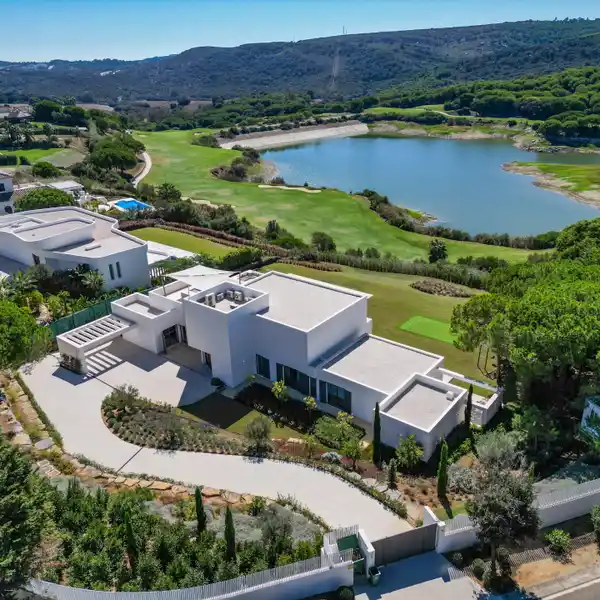 EXCEPTIONAL VILLA IN SOTOGRANDE ALTO