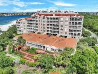 Luxury Beachfront Living