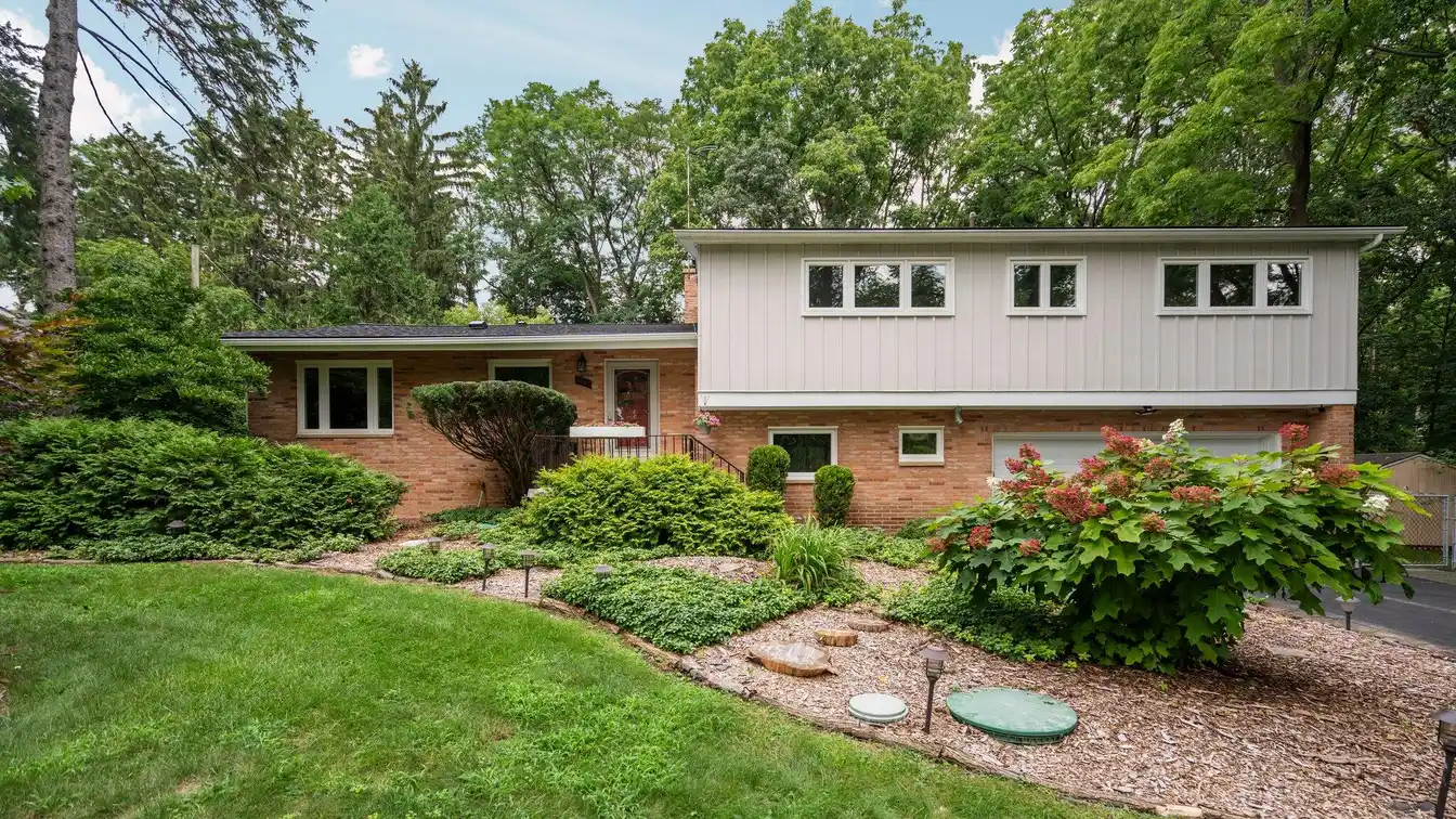 Unique Mid-century Home