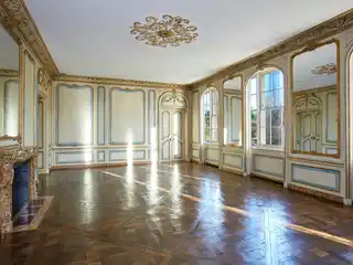 Exceptionally Grand Fifth Avenue