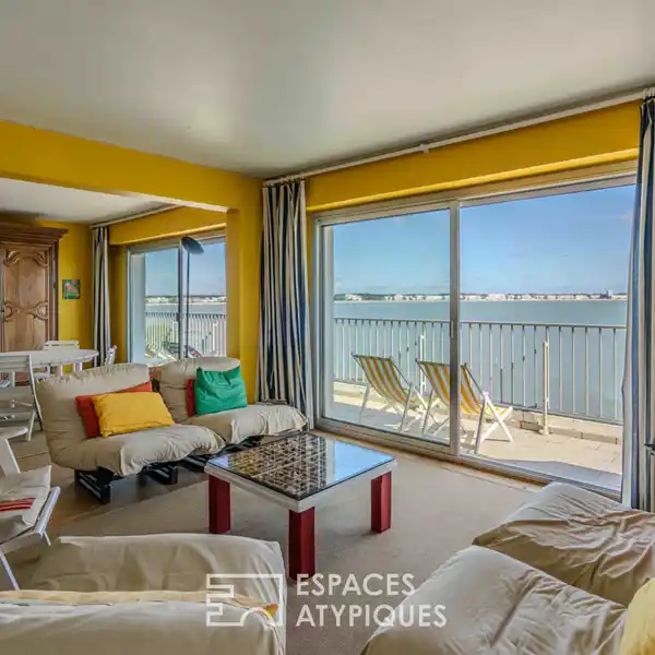 UNIQUE APARTMENT IN THE SOUGHT-AFTER PENCHATEAU DISTRICT