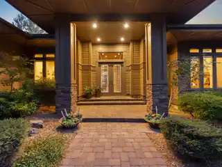 Elegant Single-Level Living in Awbrey Glen
