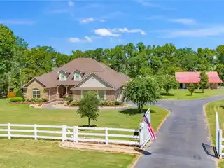 Tranquil Country Living on 18 Acres in Stallion Lake Ranch
