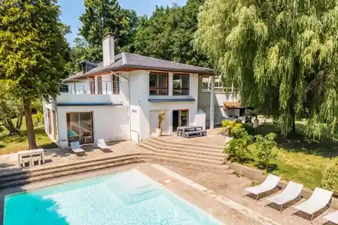 Architect-renovated Home on Beautifully Landscaped Grounds