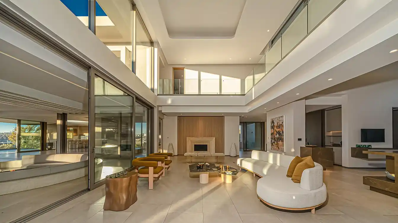 Magnificent Property in an Award-winning Estate