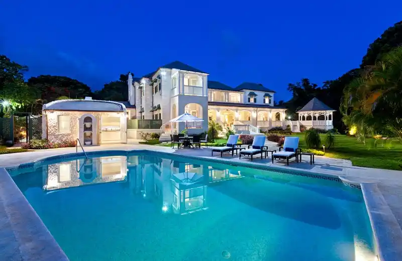 Sandy Lane – Windward