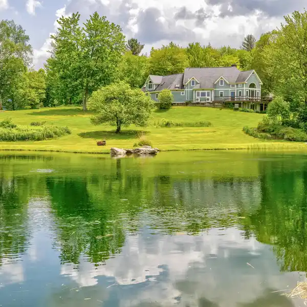 IN THE HEART OF THE GREEN MOUNTAINS