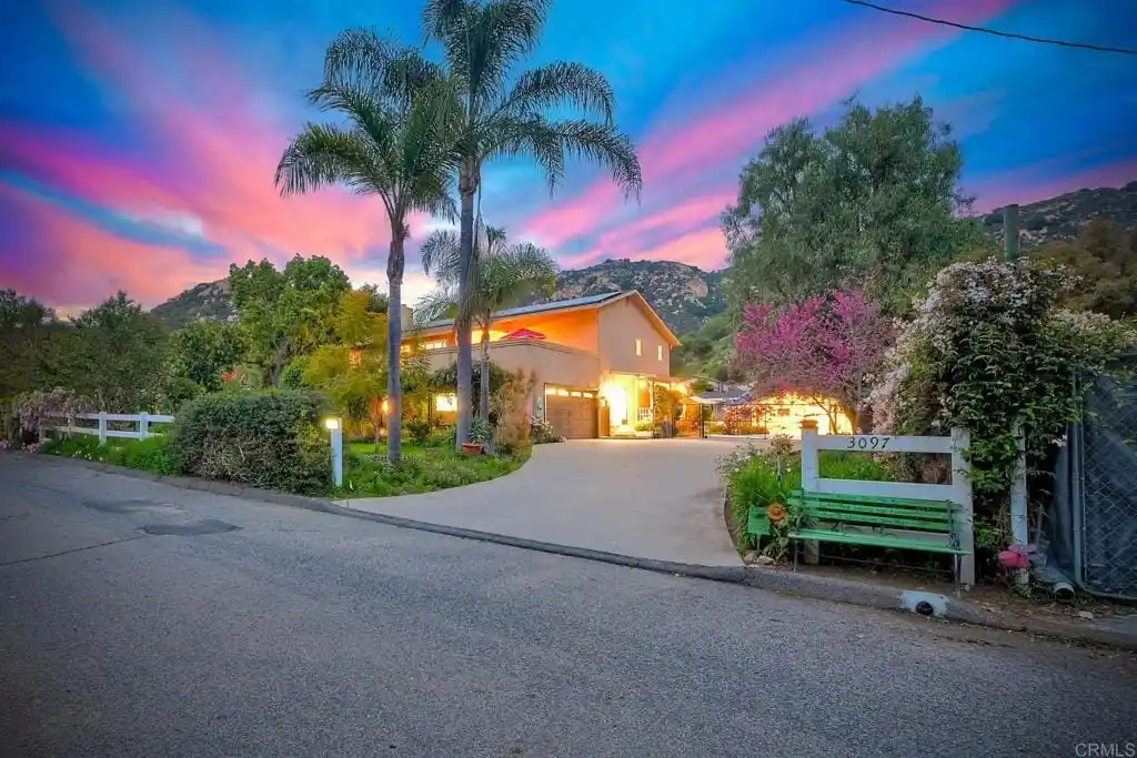 Beautiful Home in a Peaceful Setting