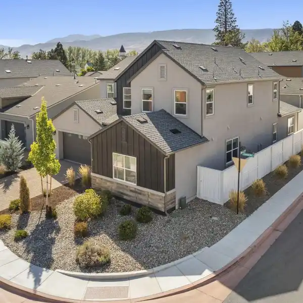 THOUGHTFULLY DESIGNED LUXURY HOME IN THE ICONIC RANCHARRAH COMMUNITY