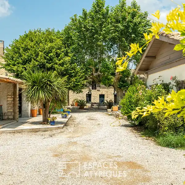 17TH CENTURY PROVENCAL FARMHOUSE