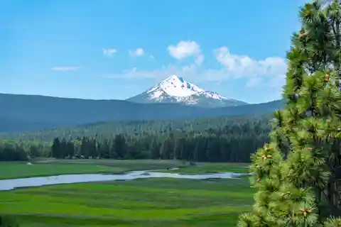 Incredible Mountain-View Ranch Home