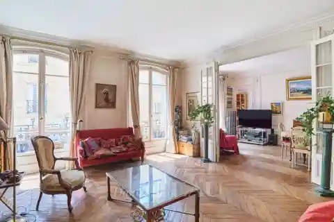 Quiet Apartment in the Heart of Saint Germain Des Prés