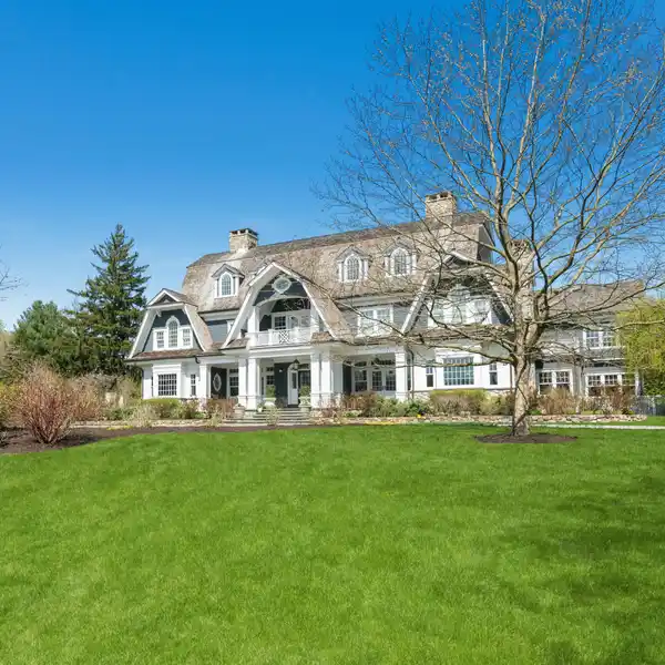 MAGICAL COUNTRY ESTATE