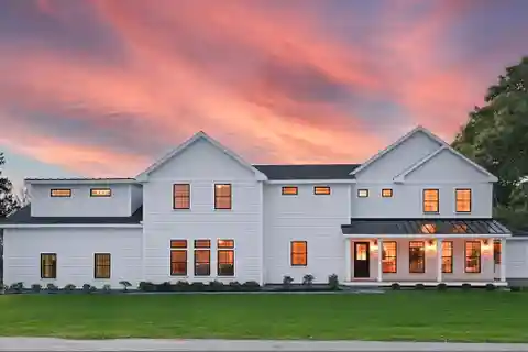 Luxurious Custom Retreat