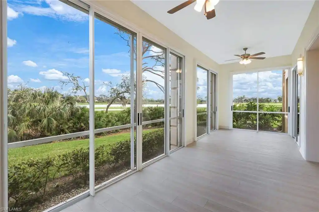 Beautifully Updated Home in the Hamptons Condominium