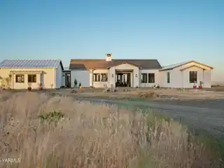 Luxurious Rural Living
