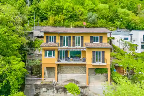 Panoramic Lake View Villa