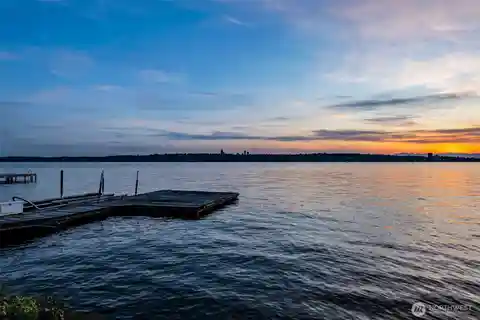 Build the Dream on Lake Washington