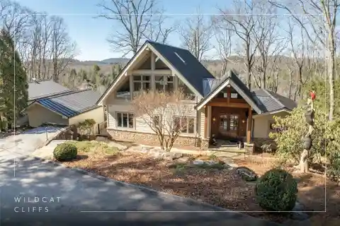Remarkable Home in the Gated Wildcat Cliffs Golf Community