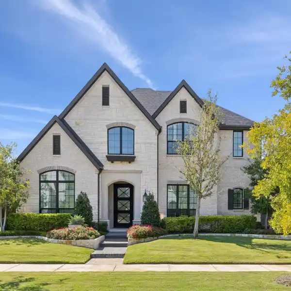 GORGEOUS HOME IN WINDSONG RANCH