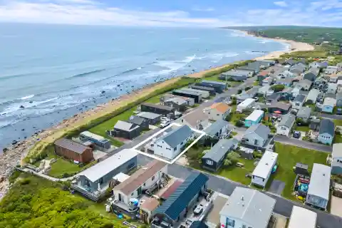 Beachside Retreat with Private Beach Access