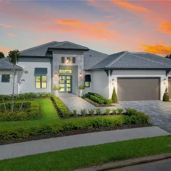 LUXURY CUSTOM HOME IN NAPLES RESERVE