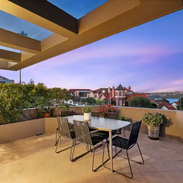 TRANQUIL APARTMENT WITH GREAT VIEWS