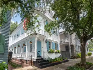 Masterfully Renovated 1800s Charleston Single Home