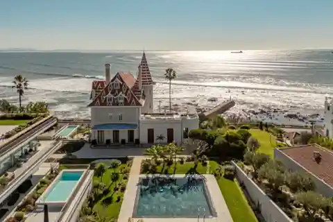 Magnificent Sea-view Apartment