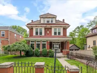 Stately Well-maintained Squirrel Hill Foursquare