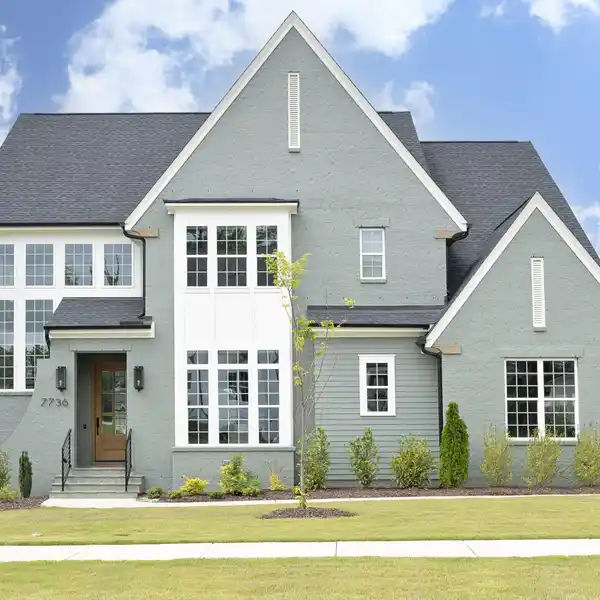 BEAUTIFULLY CRAFTED CUSTOM HOME