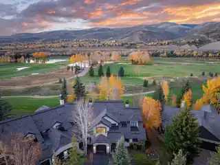 Modern Updates & Classic Mountain Charm | Arrowhead Living