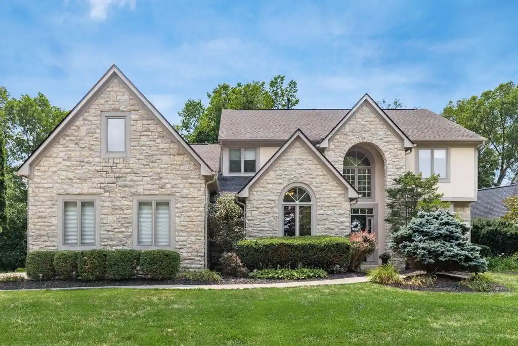 Lovely Retreat on a Serene Cul-de-sac