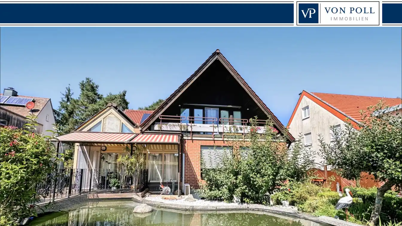 High-quality Architect-designed House with Wellness Area and a Well-kept Garden