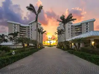Fully Remodeled Condominium at Westgate