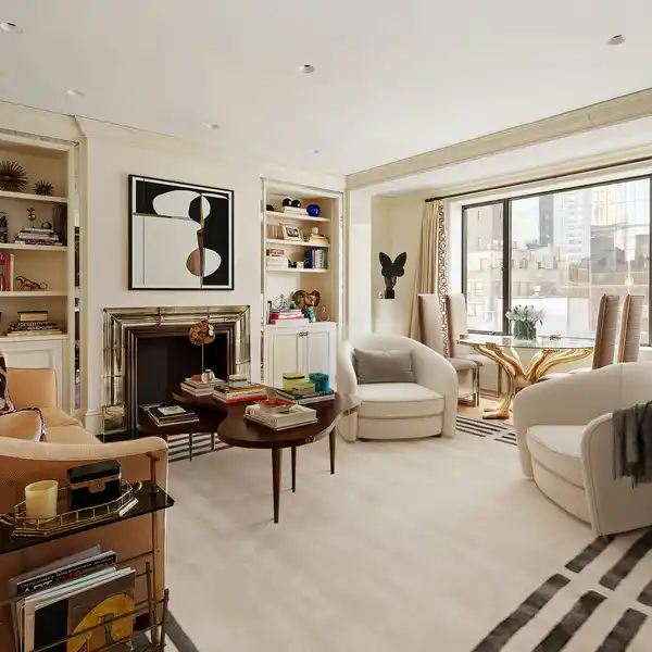 THOUGHTFULLY RENOVATED RESIDENCE AT THE HAMPSHIRE HOUSE