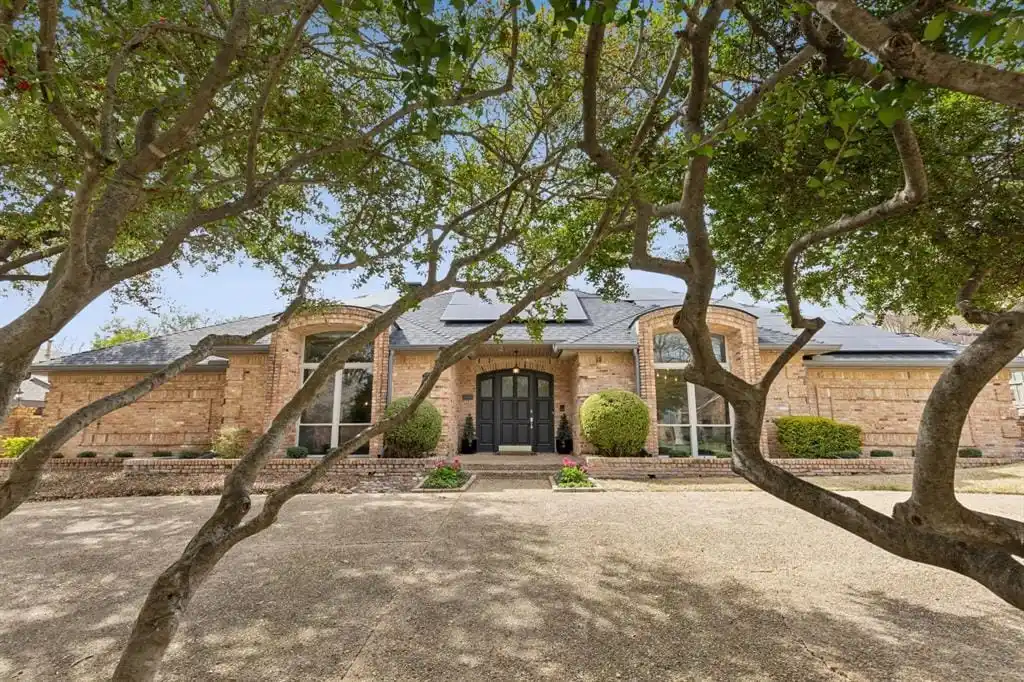 Elegant Home in an Exceptional Location