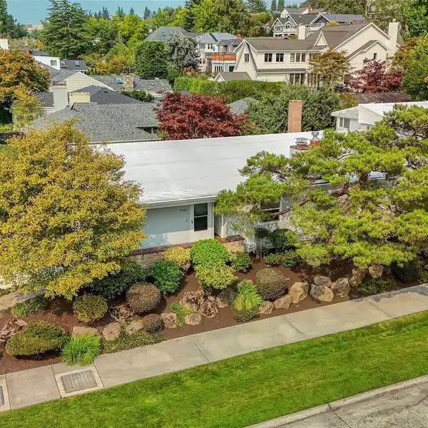 TIMELESS MID-CENTURY RETREAT IN LAURELHURST