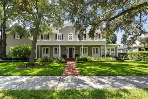 Quintessential Beauty on a Double Lot