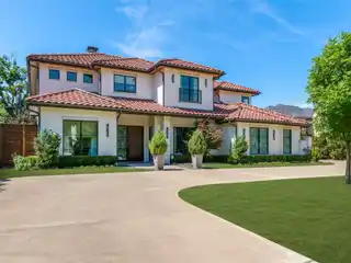 Exquisite Newer Construction on a Prime Preston Hollow Block