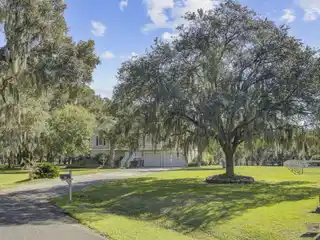 Creekfront Estate in Peaceful Brickhouse Plantation