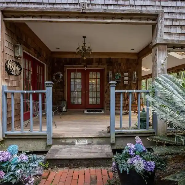 CHARMING MULTI-HOME PROPERTY