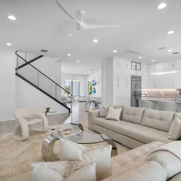 IMMACULATE HOME DESIGNED FOR MODERN LIVING
