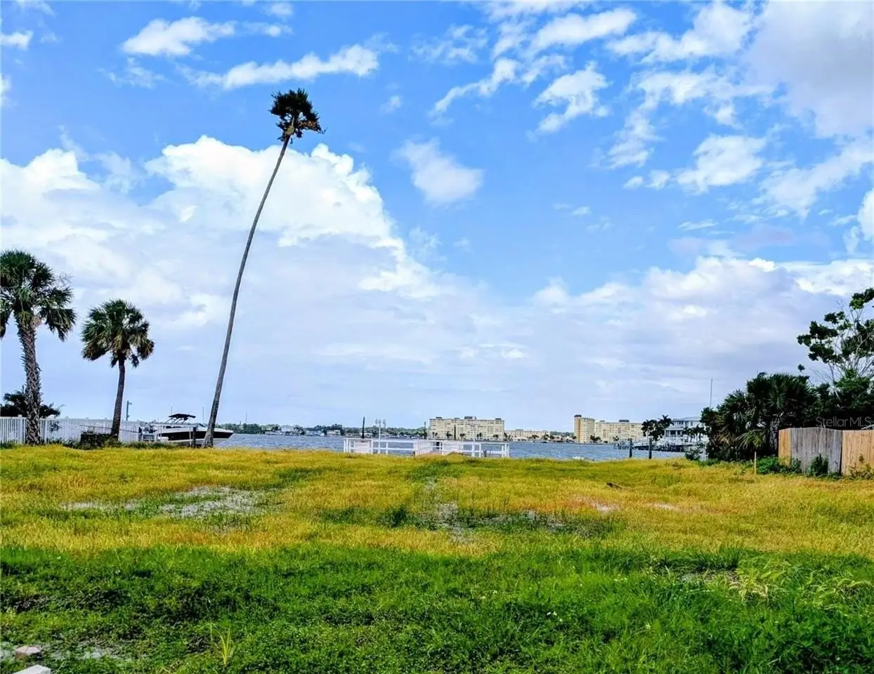 Small Image