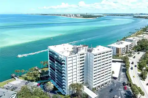 Stunning Residence in Siesta Towers