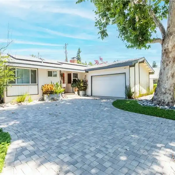 BEAUTIFULLY UPGRADED MID-CENTURY GEM