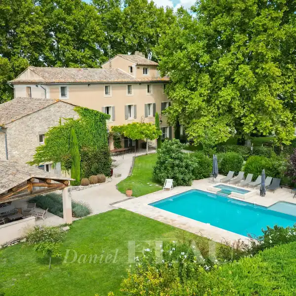 BEAUTIFULLY RESTORED 18TH CENTURY VILLA